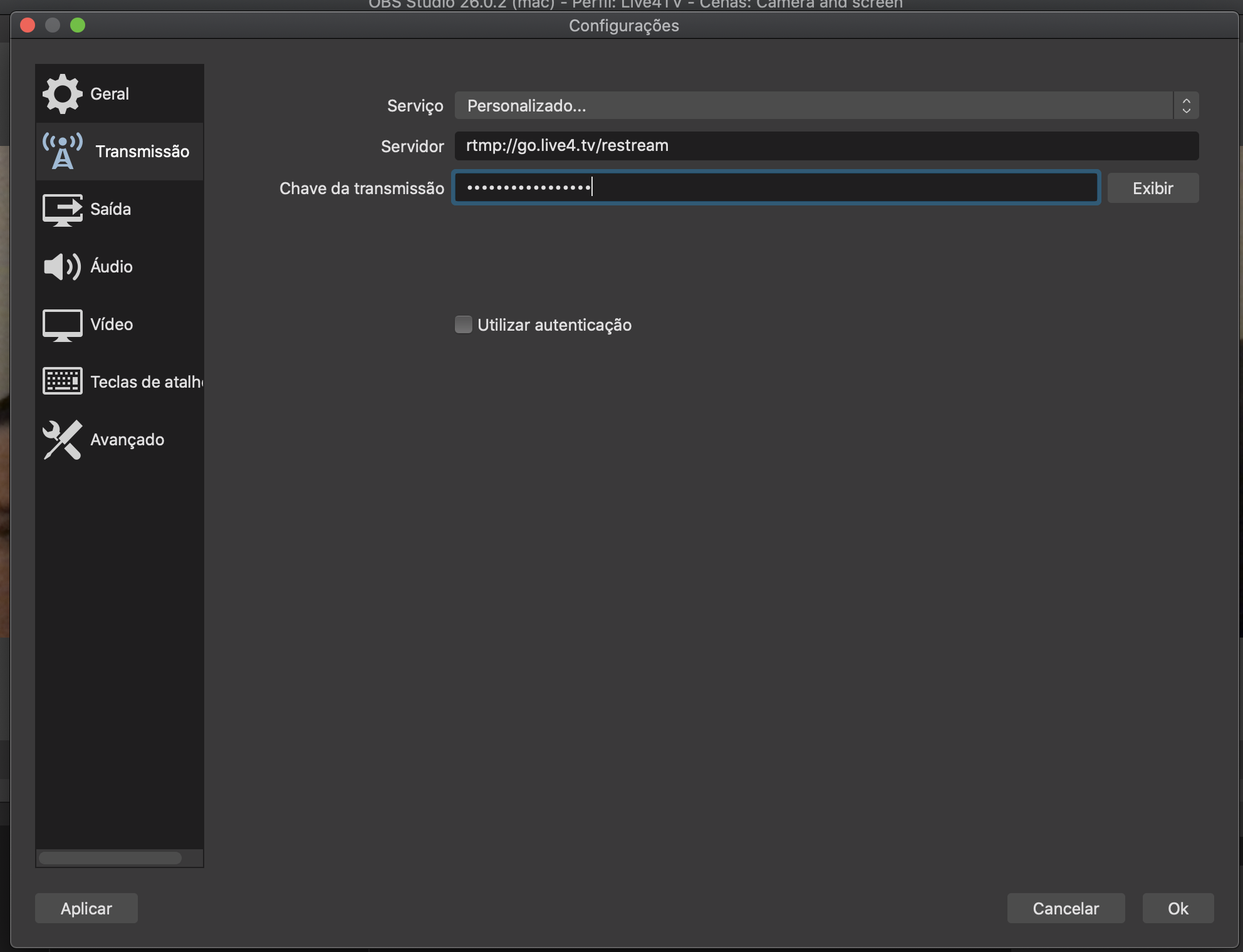 Imagem da janela de configurações de transmissão no OBS Studio, já com os dados configurados para transmitir para o Live4.tv